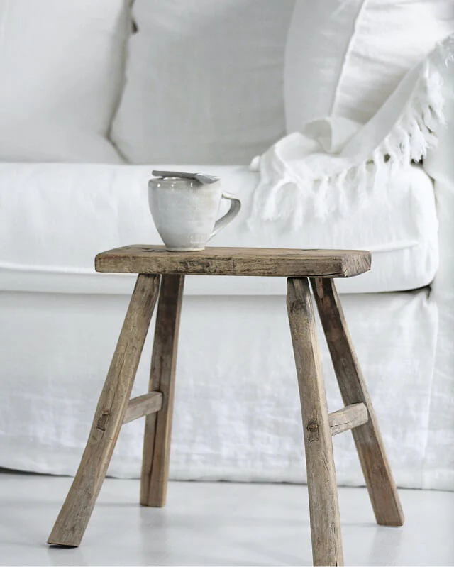 Medium Rustic Stools (35-40cm) - Image 6
