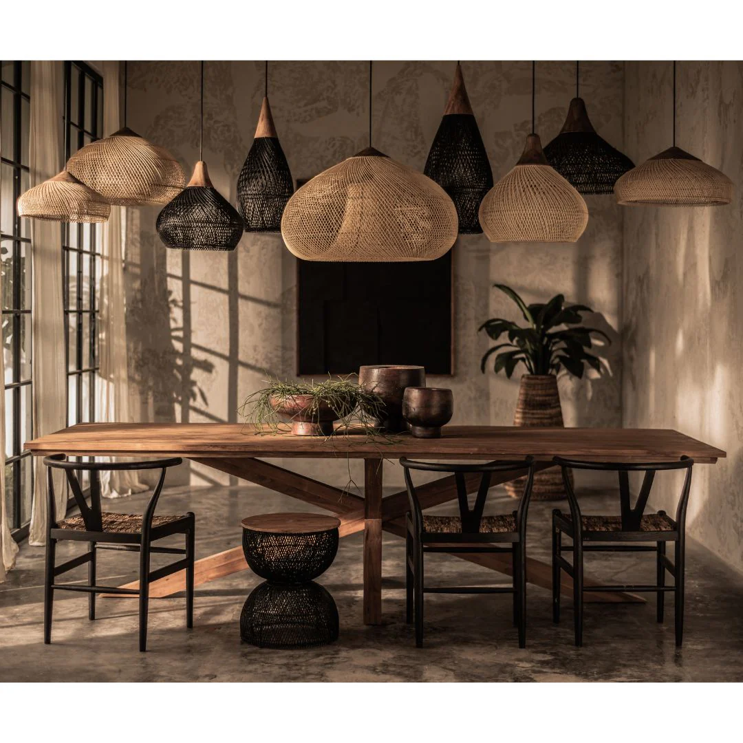Xono Dining Table - Image 3